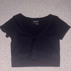 Garage Seamless Cropped V Neck Short Sleeve Top Size Small